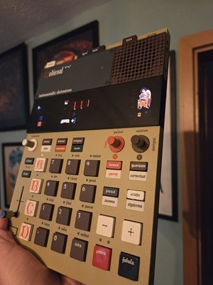 Teenage Engineering OP-1 field Sampler & Sequenzer beige/schwarz USB-C Effekte