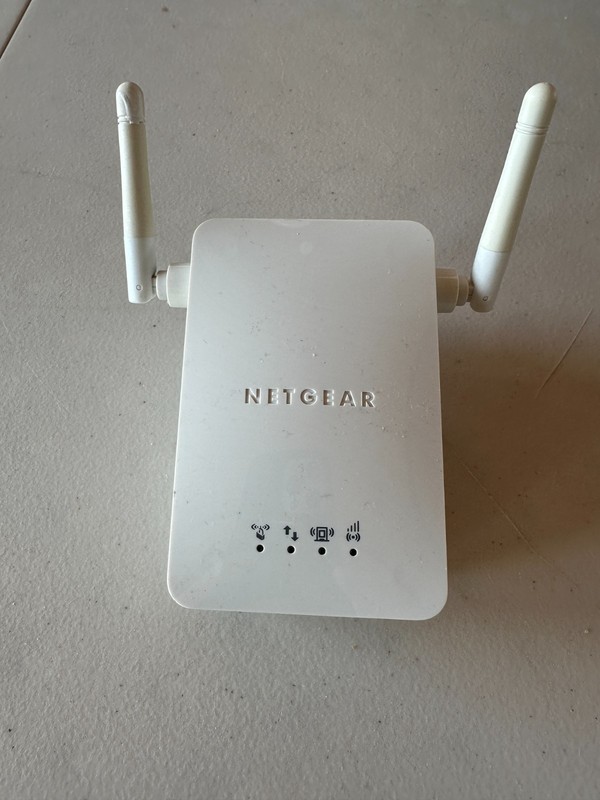 NETGEAR WN3000RP Universal WiFi Range Extender - White