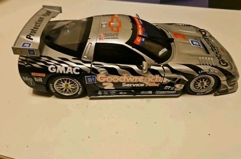 Corvette C5-R GT2 #2 Fellows Silver GT Action Racing escala 1/18 diecast 2000 Foto 2 de 4