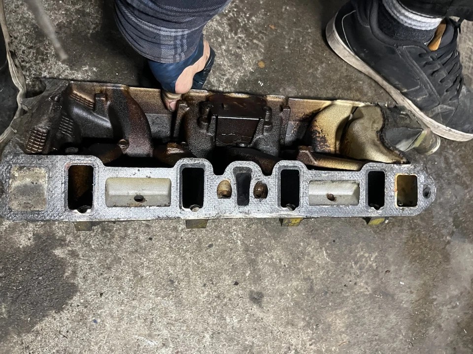 Colector de admisión inferior 87-97 302 Ford F-150 F-250 EFI 5.0 estilo Holley Systemax Foto 4 de 4