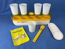 Vintage Salton Yogurt Maker Thermostat Controlled GM-5W Cups Lids Spoon Booklet