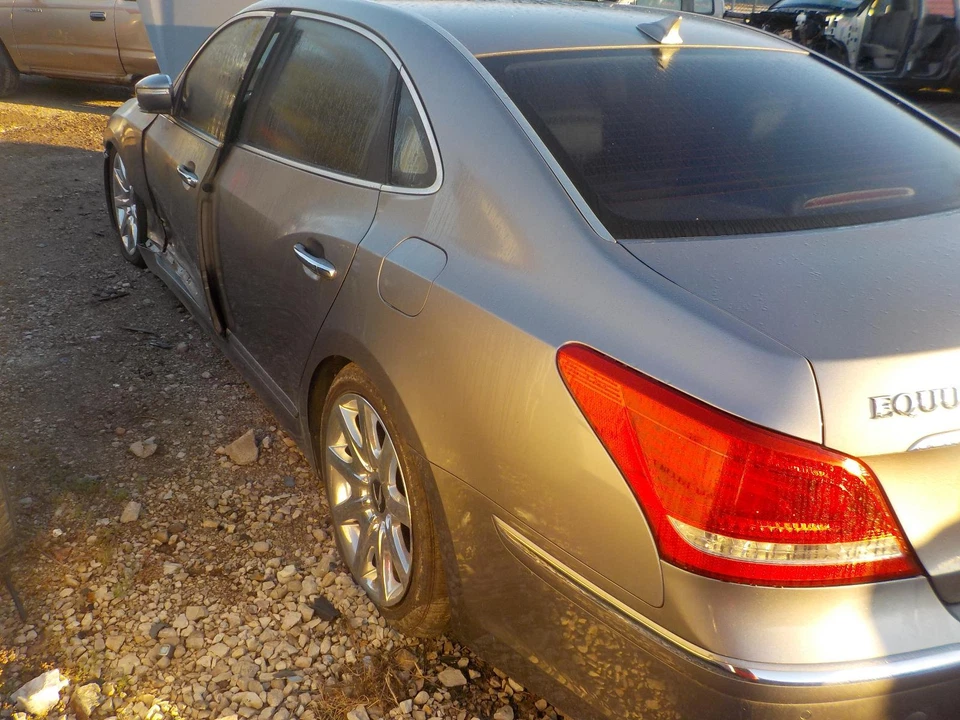 Conjunto de filtro de aire usado se adapta a: Hyundai Equus SDN 2012 5,0 grado A Foto 3 de 4