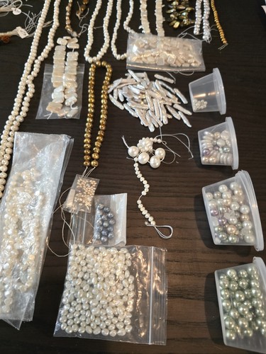 Huge Lot Freshwater, Saltwater, Natural, Faux & Cultured Pearls, 9lbs, READ - Picture 11 of 12
