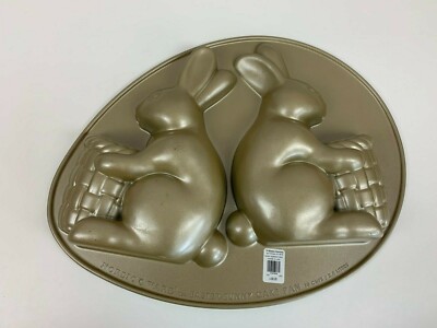 Williams Sonoma Nordic Ware Easter Bunny Cake Pan Mold Metal Rabbit 10 Cups NWT