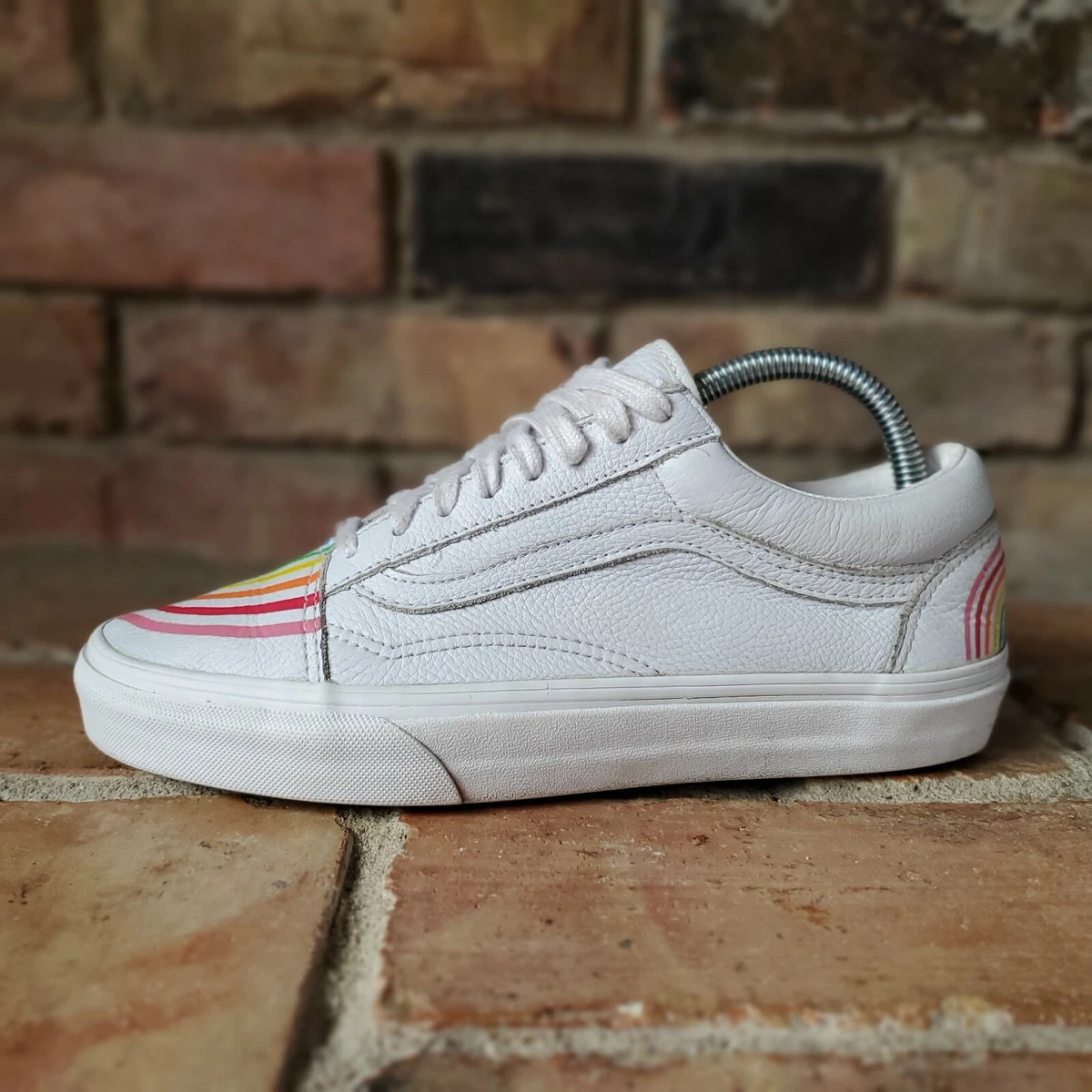 womens leather white vans