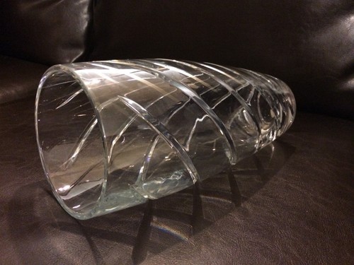 Teleflora Spiral Pattern 24% Lead Crystal Clear Flower Vase Czech Republic - Picture 6 of 9