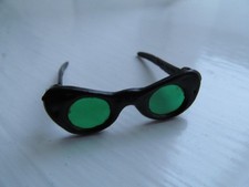 SINDY DOLL SUN GLASSES - WINTER HOLIDAY & SEASIDE SWEETHEART