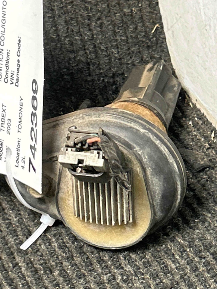 Fits 2002-05 Chevy Trailblazer Ignition Coil OEM:19300921 - Imagem 2 de 3