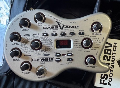 Behringer Bass V-Amp Multi Effect Pedal Amplifier Simulator with Charger & Case