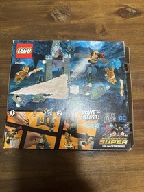 LEGO DC Comics Super Heroes: Battle of Atlantis (76085) ***SEALED DAMAGED BOX***