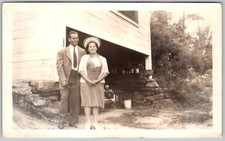 Vtg B&W Snapshot Couple Outdoors Hat & Suit 1950s