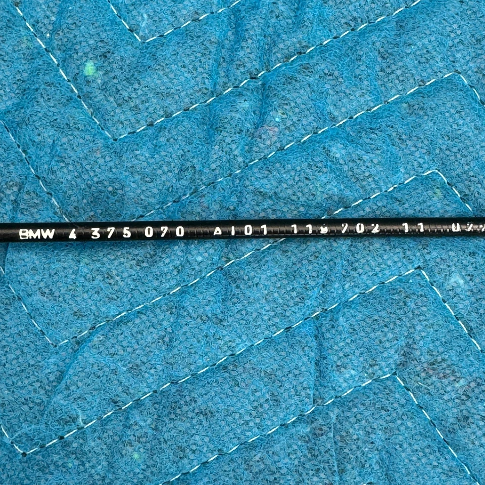 2006–2011 BMW 325i E90 Trunk Lock Latch Actuator OEM 8196401 - Image 4 of 4