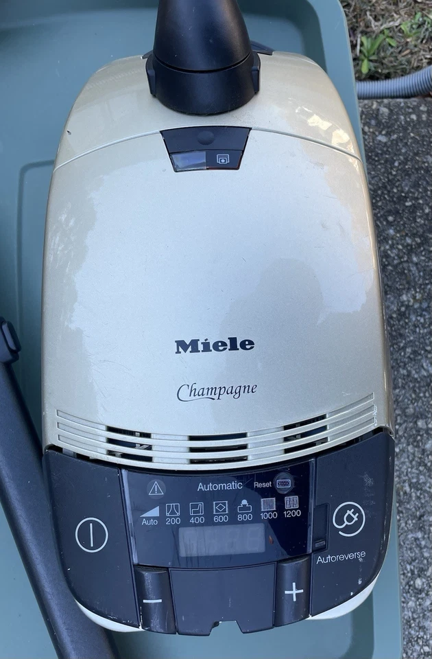 Miele S548 Champagne Canister Vacuum with Wand and Hose All Attachments Present - Image 2 of 4