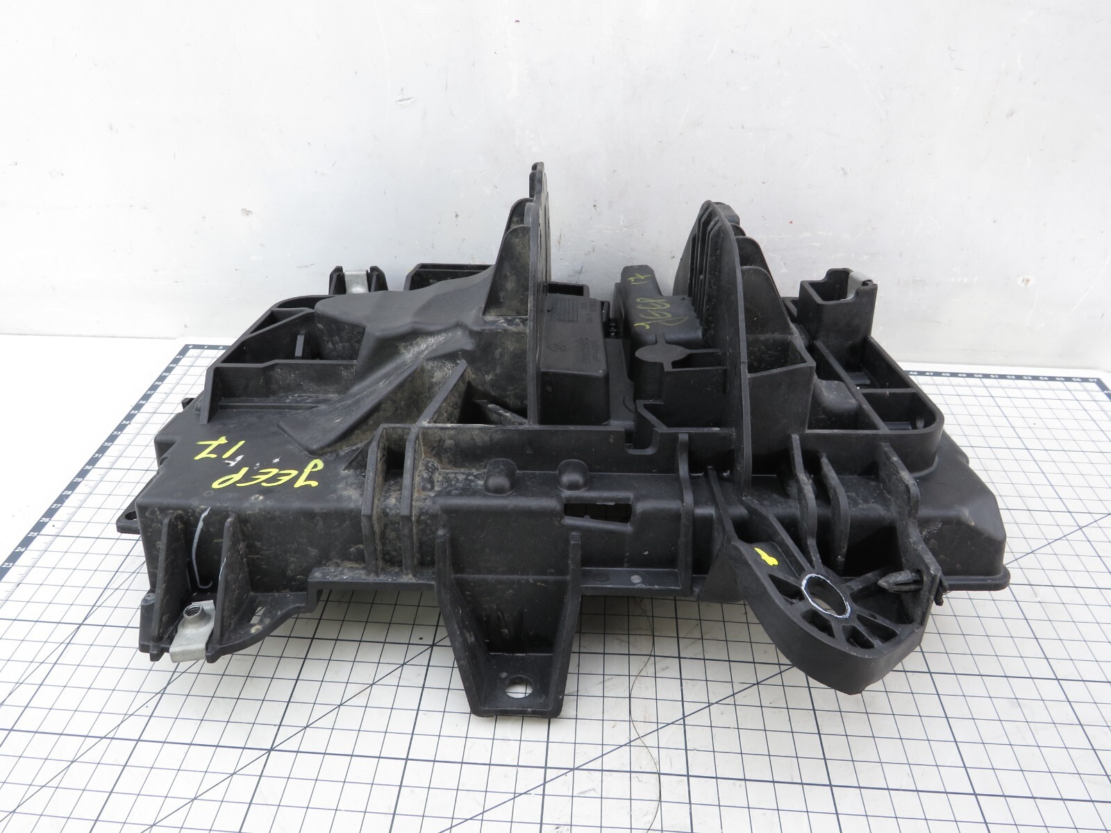 Jeep Cherokee 2014 Battery Tray 68186053A Kad4661 for sale online 