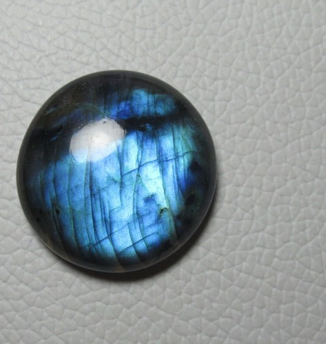 Blue Labradorite Cabochon Round Gemstone 47.60 Cts. Flat Back Cabochon E 8978 - Picture 3 of 4