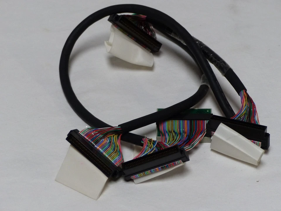 36-in 4-Drop Connector SCSI Cable 68-PIN 528510001 Terminated N8953 0N8953 Dell - Image 3 of 3