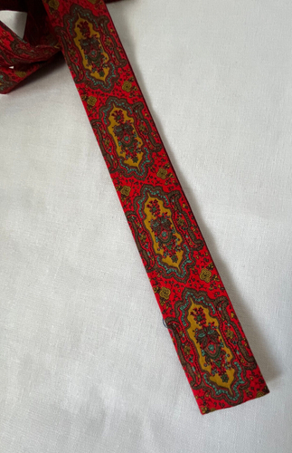 nos vintage ROOSTER 60s square end necktie 1 5/8" cotton persian floral - Picture 2 of 5