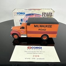 Corgi 52504 Milwaukee Road Mack B Box Van Ltd Edition