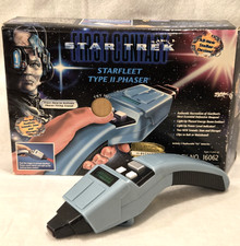 1996 Playmates Star Trek First Contact Star Fleet Type II Phaser