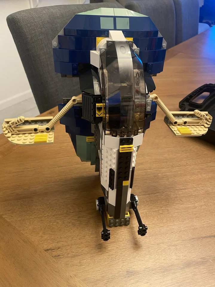 LEGO Star Wars: Jango Fett's Slave I (7153) Foto 2 de 4