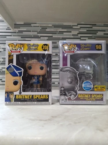 Funko POP! Rocks Britney Spears 98 208 LE Limited Edition Hot Topic Exclusive