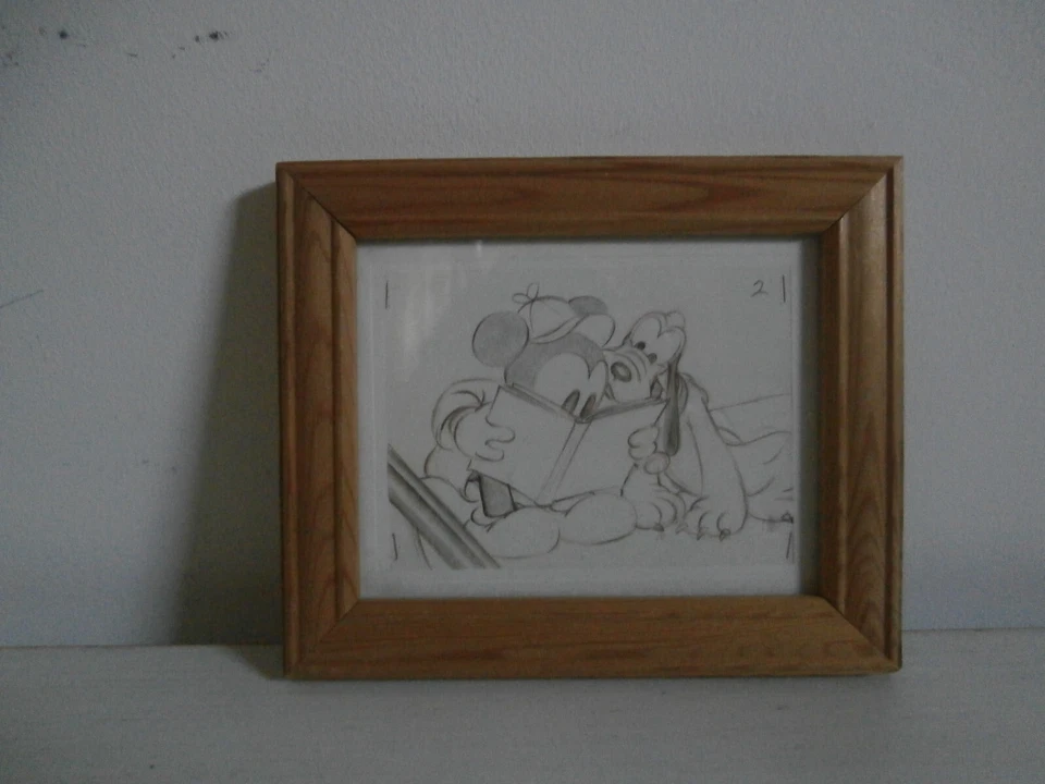 DISNEY MICKEY MOUSE AND PLUTO PENCIL SKETCH SMALL MINIATURE PRINT FRAMED GIFT - Image 4 of 4