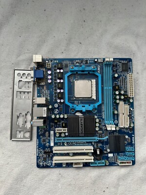 GIGABYTE GA-MA74GMT-S2 Rev. 1.4 mit AMD Athlon ll und I/Q Schild Gebraucht..