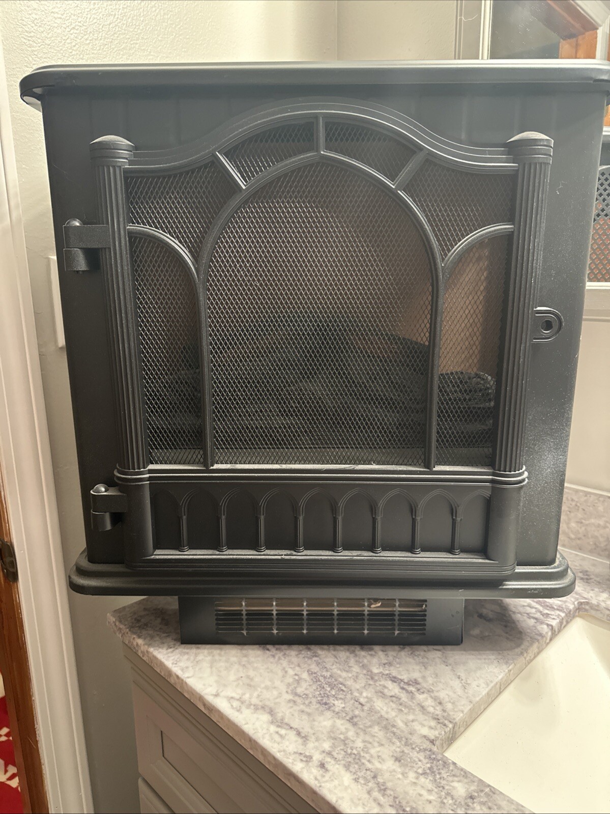 Mainstays Space Heater Faux Fireplace Electric Plug In 23”× 17”×9” SHAG-G27F