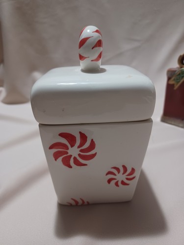 Set Of Christmas Decor - 2 Napkin Holders, 1 Peppermint Candy Dish With Lid - Picture 9 of 19