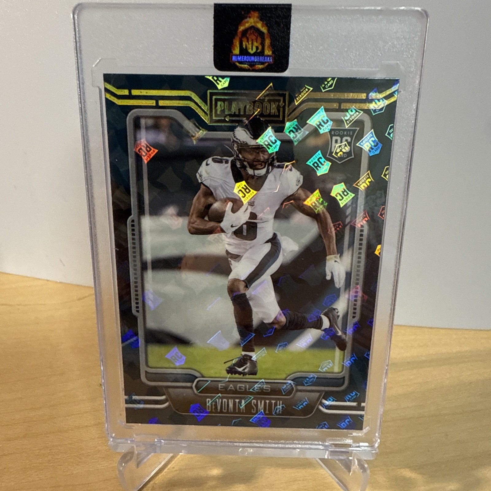 2021 Panini Playbook - Rookie Devonta Smith #107 Rookie Shield (RC)