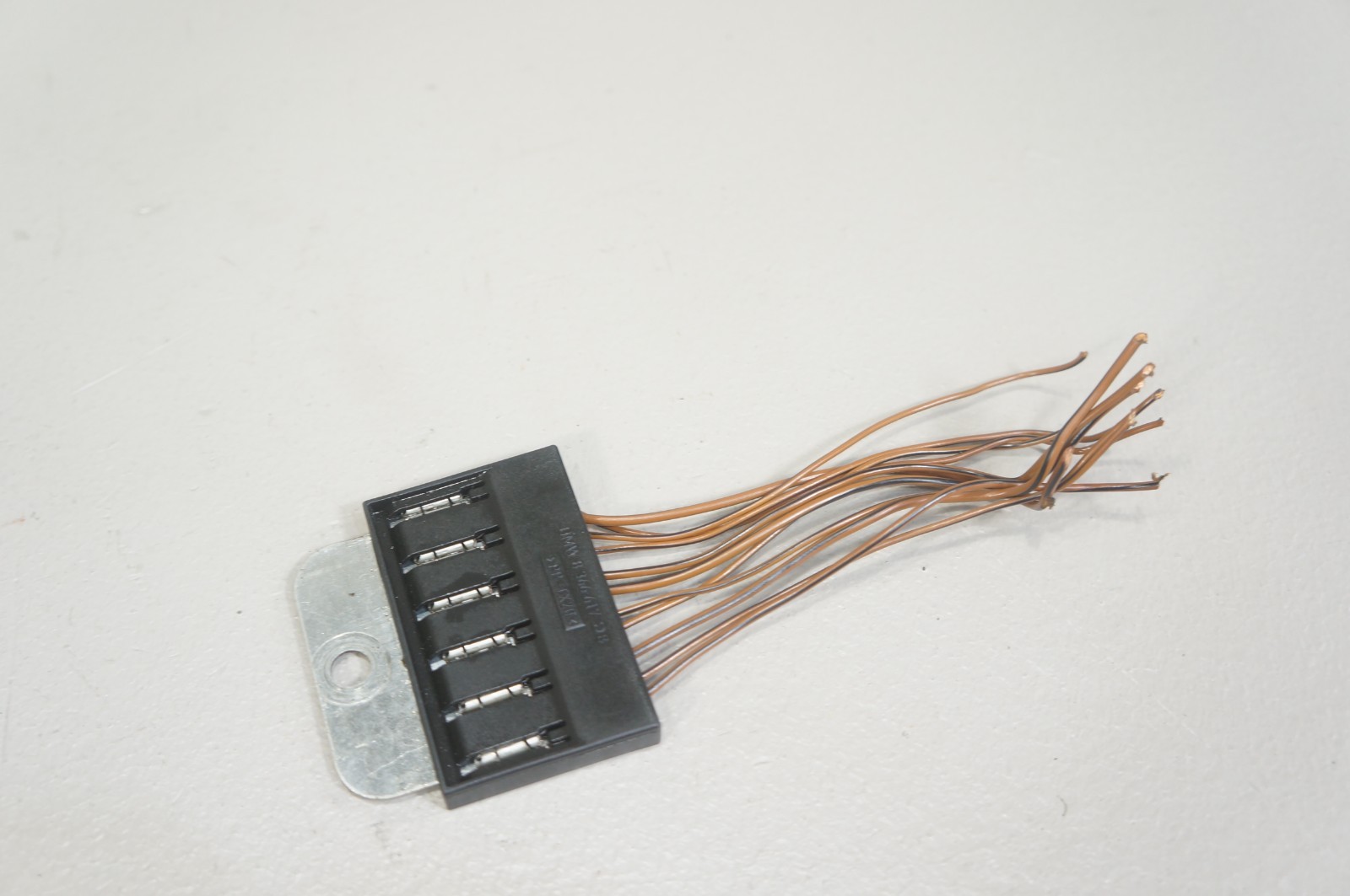 OEM BMW negative wire cable terminal clamp ground 8366617