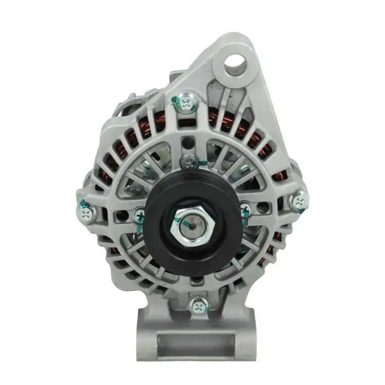 Alternateur Ford 2S6TCB remplace la pièce défectueuse et stoppe les voyants