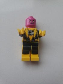 LEGO DC Comics Super Heroes: Green Lantern Vs. Sinestro (76025) Not Complete