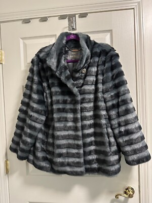 DENNIS BASSO PLATINUM LINE FAUX FUR JACKET PLUS SIZE