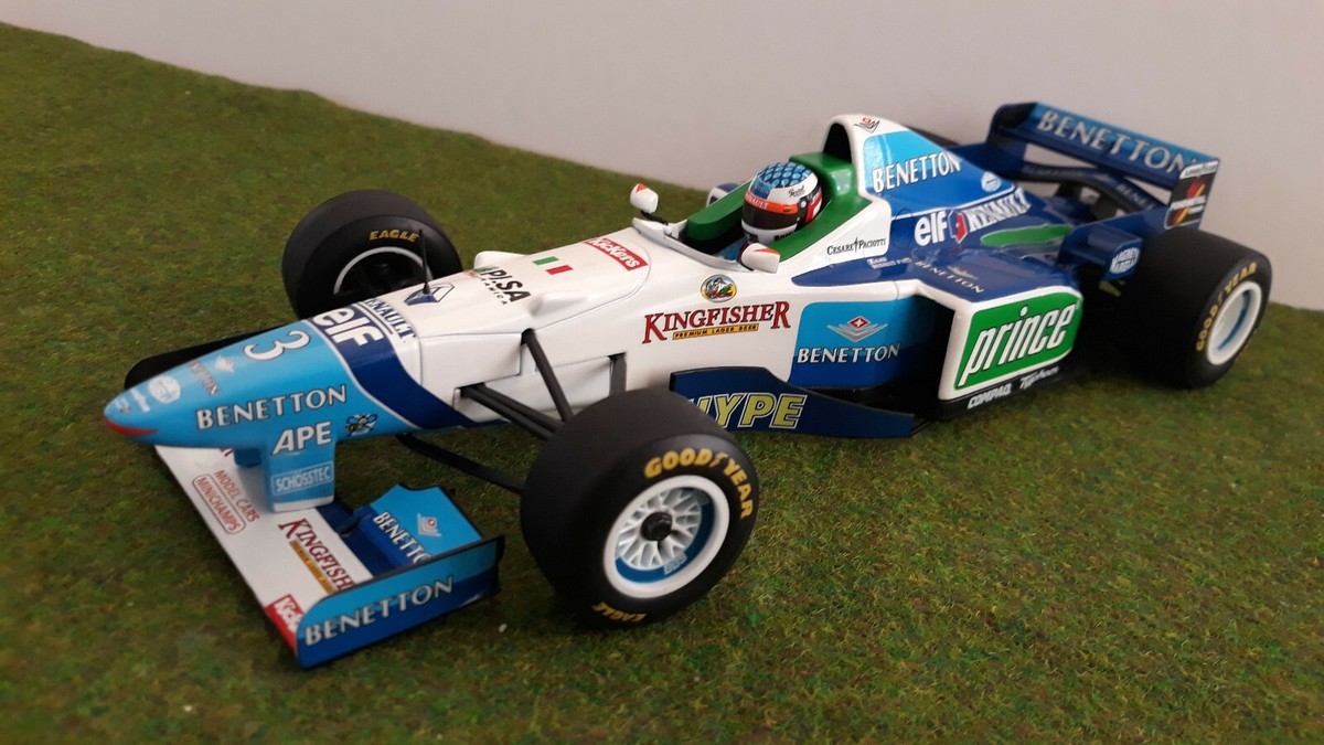 F1 BENETTON 1996 formule 1 RENAULT B196 ALESI 1/18