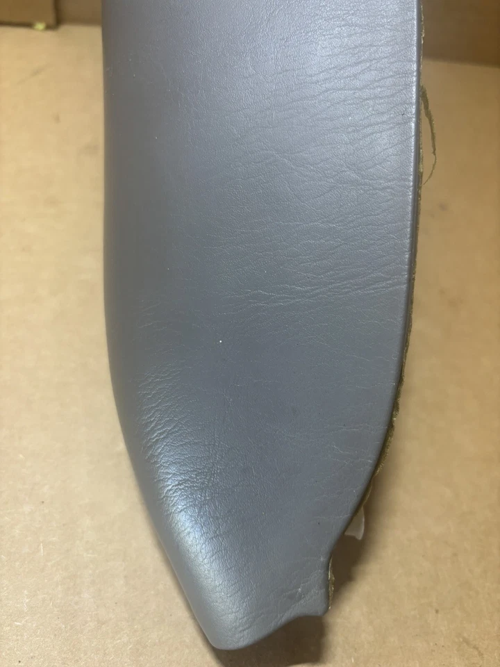 2001 -2007 Toyota Sequoia painel de porta dianteiro direito apoio de braço passageiro MARROM - Imagem 3 de 4