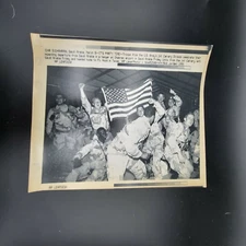 US Army's 1st Calvary Division AP Leaf Desk Press Photos Gulf War 1991