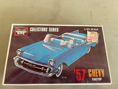 Life-Like 57 Chevy Ragtop 2-Door Convertible 1:32 Sealed Plastic Model Kit 09300