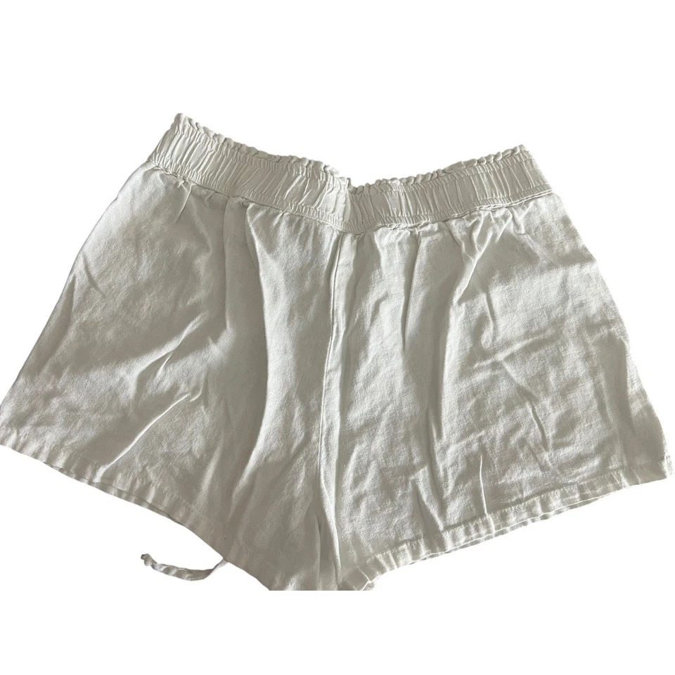 Pantalones Cortos Joe B Mezcla de Lino Medianos Blancos Cordón Cintura Elástica Informales Foto 2 de 4