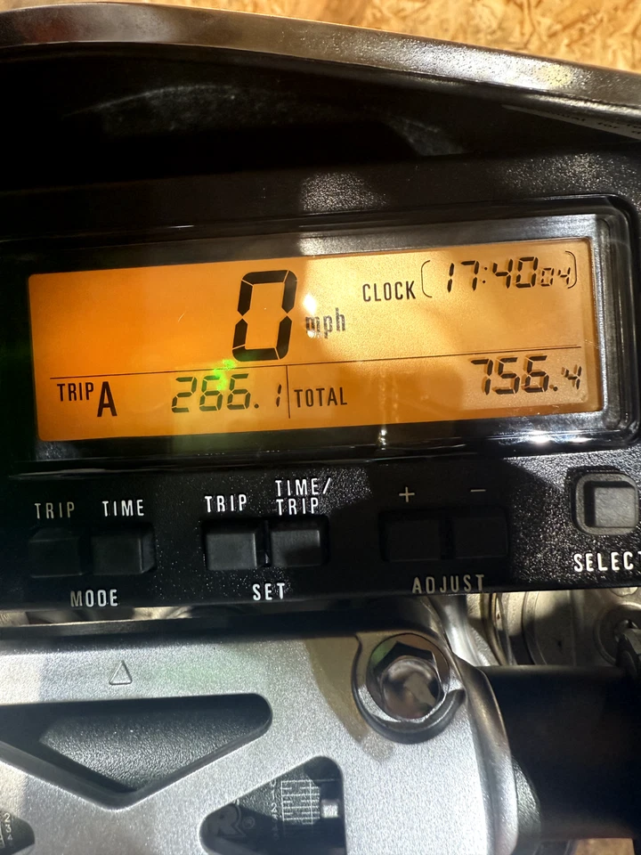 2000-2024 SUZUKI DRZ400 DRZ400SM OEM SPEEDOMETER INSTRUMENT CLUSTER 700 MILES - Image 2 of 4