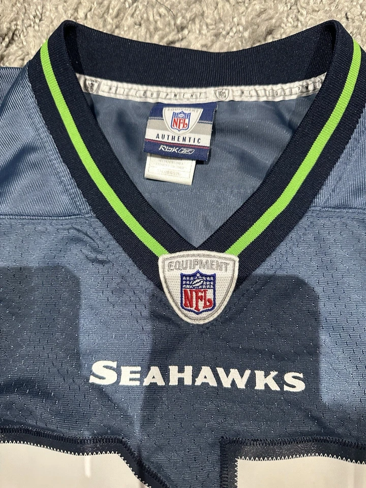 Футболка мужская Shaun Alexander XXL синяя Seattle Seahawks с вышивкой Reebok НЕРАСПРОДАННАЯ - Изображение 3 из 4