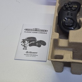 Boxed Sega Megadrive Console Mini Classic 80 Games 2 Wireless Controllers VGC