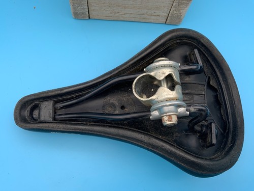 Vintage Bicycle Seats - Selle Royal (Soft Fit) and T System 1 TREK - Picture 14 of 16