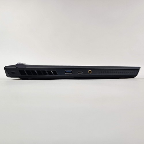 MSI GE66 Raider 10SFS 15.6" i7-10750H 2.6GHz 32GB RAM 1TB SSD RTX 2070 Super - Bild 6 von 10