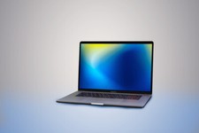 MacBook Pro 15" TOUCH BAR 3.8GHz Quad i7 Turbo 16GB RAM 512GB SSD NEW BATTERY