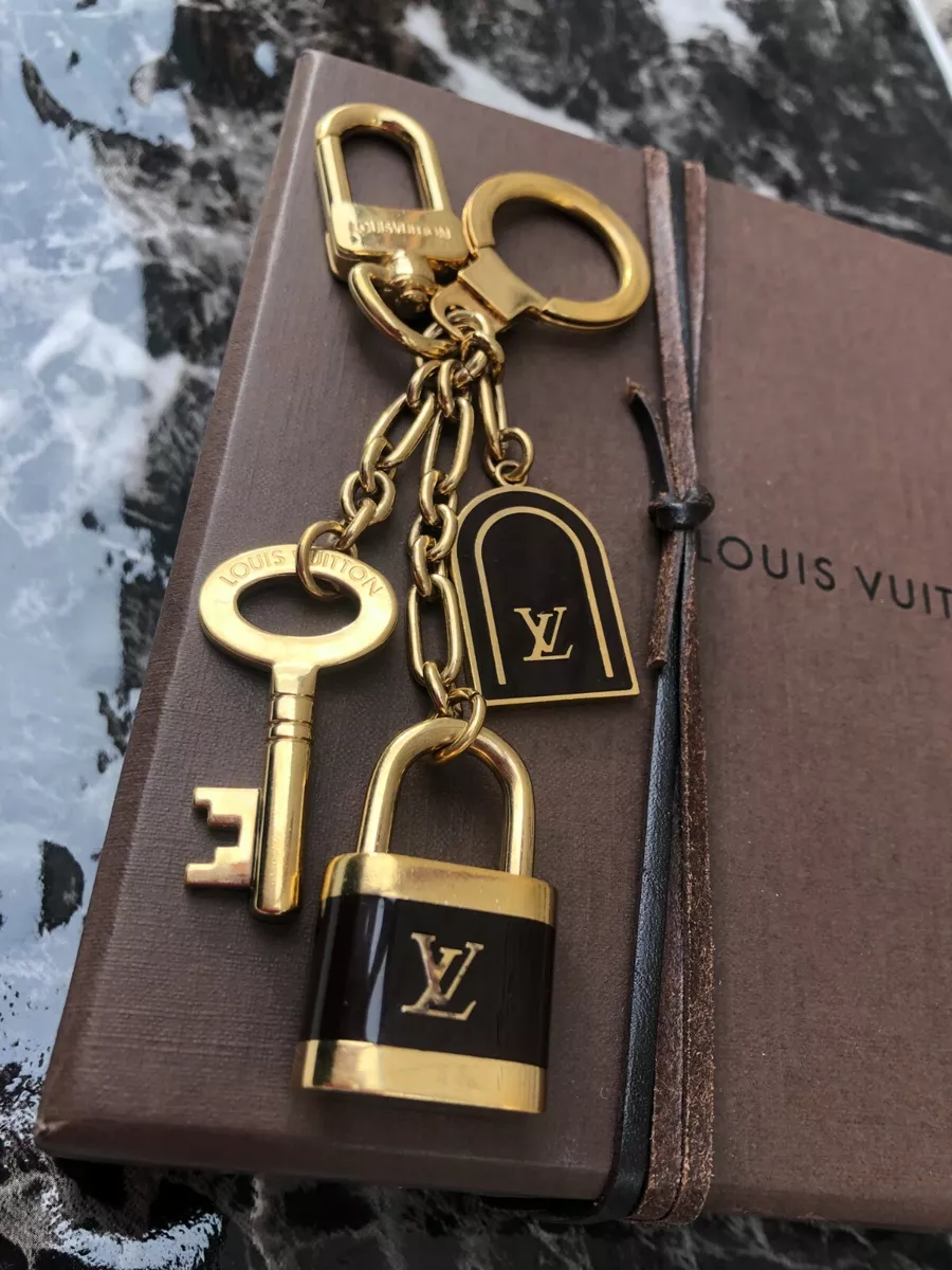 LOUIS VUITTON Bag charm Key chain holder ring AUTH Porto cle