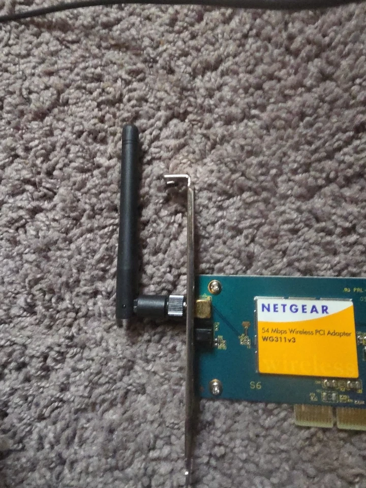 ADAPTADOR NETGEAR WIRELESS G USB 2.0 WG111 RÁPIDO LARGO ALCANCE 54 Mbps 2.4 GHz Foto 3 de 3