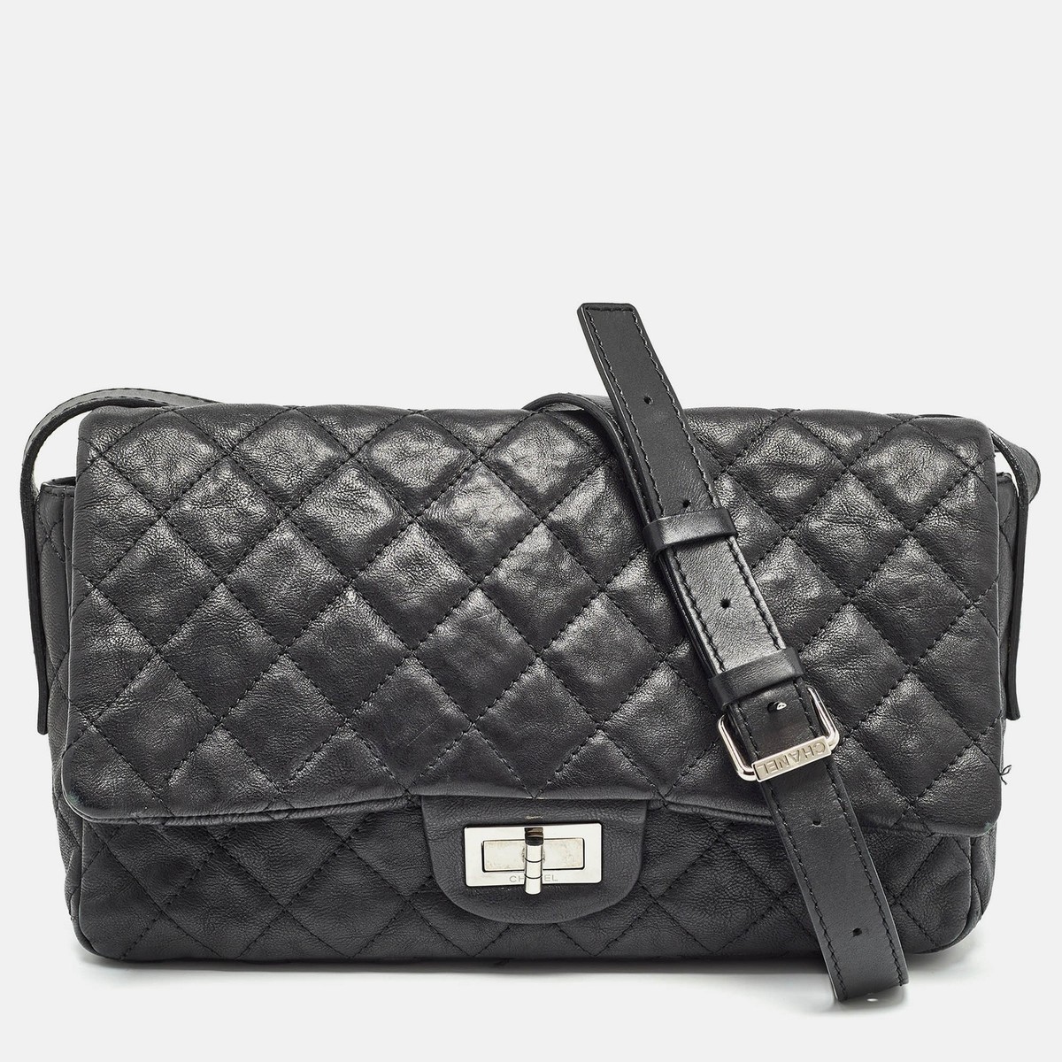 CHANEL マトラッセ Chanel Black Quilted Leather Easy Reissue Messenger Bag | eBay
