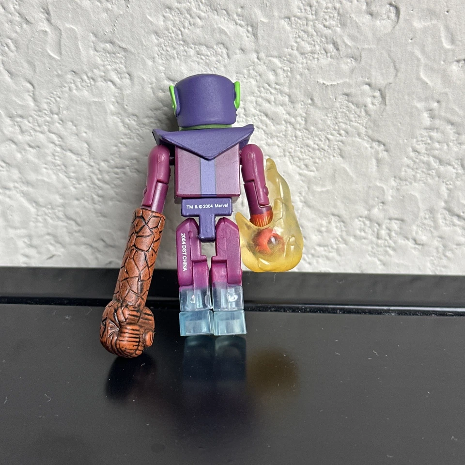 Marvel Minimates SUPER SKRULL Exclusive Tower Records Loose X-Men Avengers DC 04 - Imagem 2 de 2