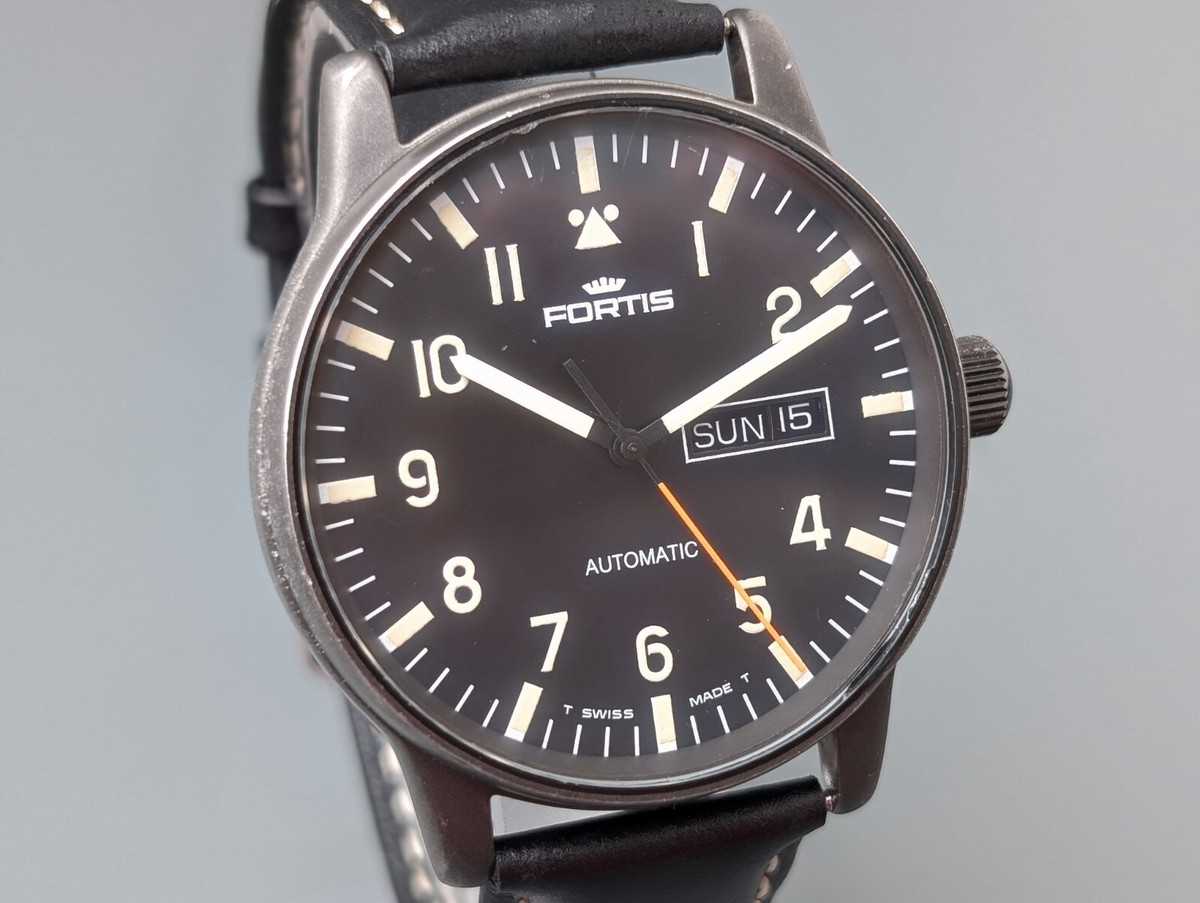 Fortis Flieger 595.18.158 automatic date 40mm Men's watch Vintage